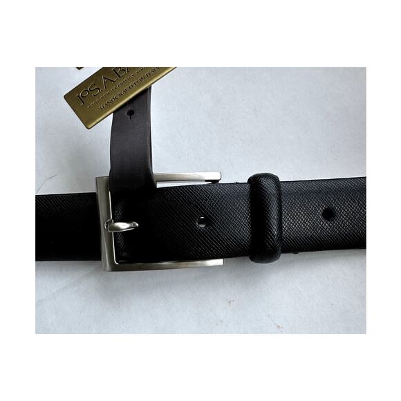 NWT Jos. A Bank Italian Leather Textured Black Belt with Silver Buckle, Size 44 - Picture 1 of 7